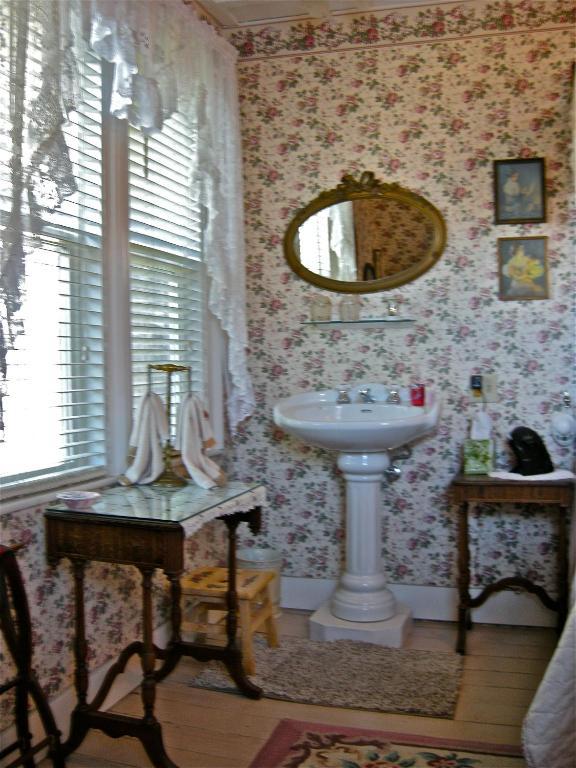 The Old Tower House Bed & Breakfast North Bend Zimmer foto