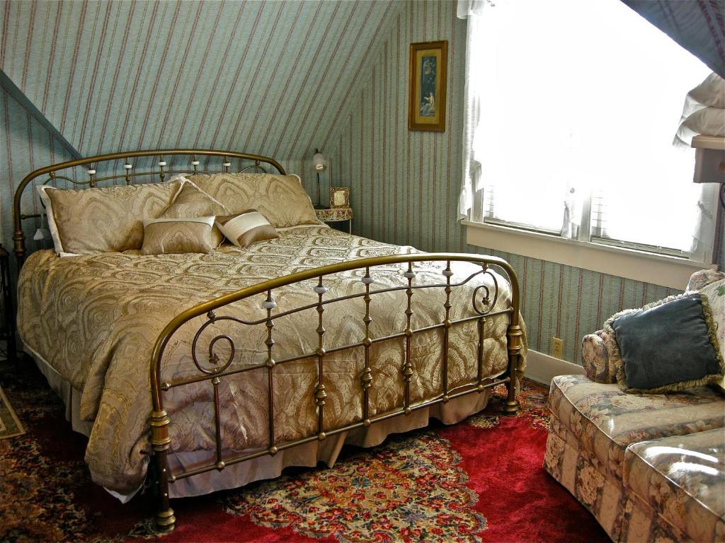 The Old Tower House Bed & Breakfast North Bend Zimmer foto